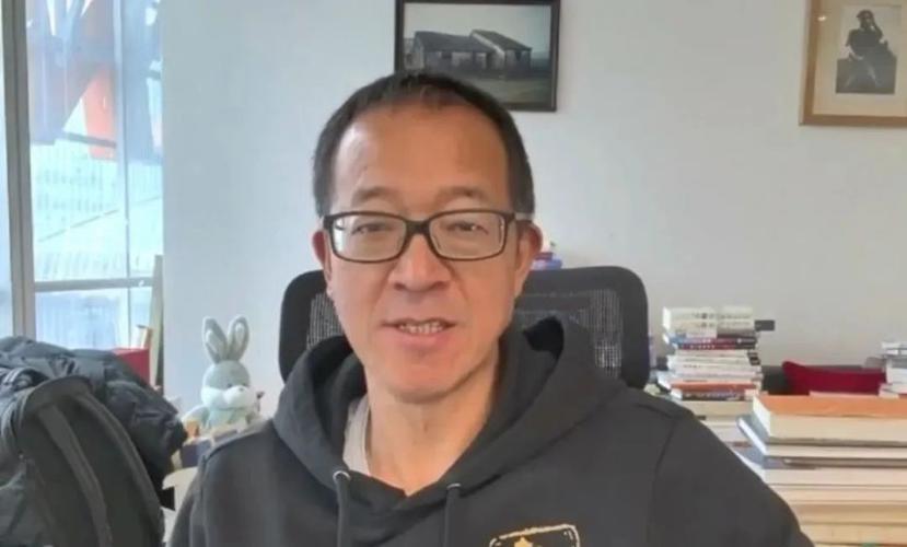 俞敏洪道歉与董宇辉的抗拒东方甄选股价波动背后的深层解读